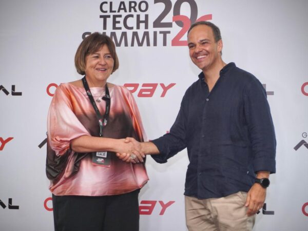 Claro y Grupo Aval anunciaron alianza para lanzar Claro Pay la primera billetera telco del país.