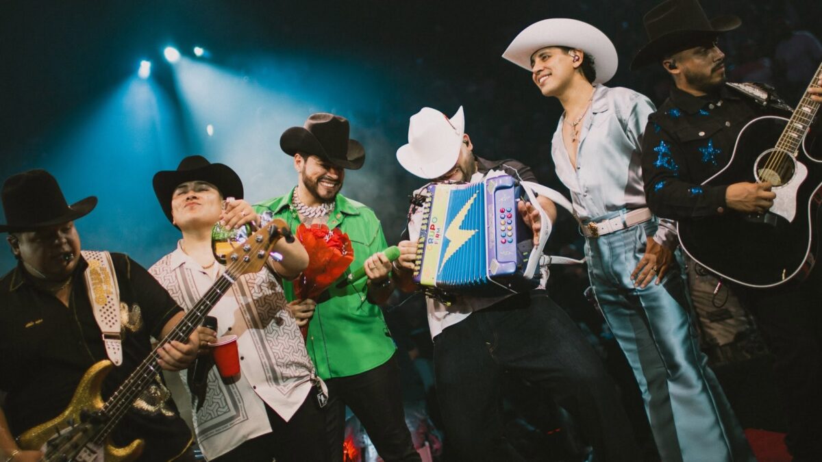 Grupo Firme conquista a Colombia