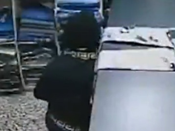 Madre habría utilizado a su hijo de 12 años para robar en comercios de Bogotá