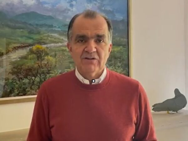 Extinción de dominio a Óscar Iván Zuluaga