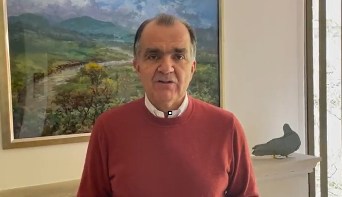 Extinción de dominio a Óscar Iván Zuluaga
