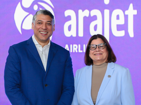 Víctor Pacheco y Bernarda Franco. Tráfico aéreo entre América Latina y República Dominicana.