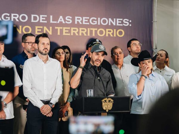 Abelardo De La Espriella ordenó una ofensiva contra el ELN y las disidencias de las Farc en Arauca.