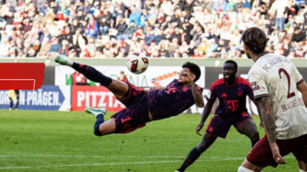 Gol de tijera de Luis Díaz ante el Augsburgo fue mal anulado.