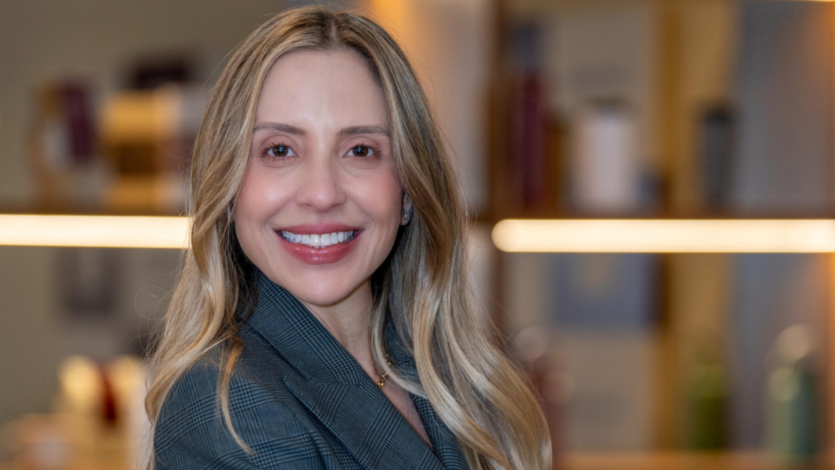 María Paula Tejada asume como presidente de FINDETER.